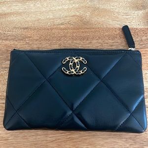 Black Chanel 19 Small Pouch